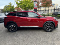 Peugeot 2008 1.2 PureTech Allure 131PK! // 3D COCKPIT // LED // CLIMA // CAMERA+SENSOREN // NAVI+CARPLAY // 38