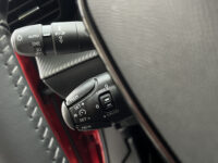 Peugeot 2008 1.2 PureTech Allure 131PK! // 3D COCKPIT // LED // CLIMA // CAMERA+SENSOREN // NAVI+CARPLAY // 51