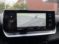 Peugeot 2008 1.2 PureTech Allure 131PK! // 3D COCKPIT // LED // CLIMA // CAMERA+SENSOREN // NAVI+CARPLAY // 58