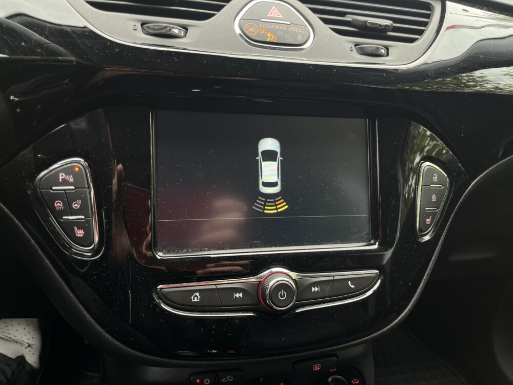 Opel Corsa 1.2 Edition //45000KM!!! CRUISE CONTROL // APPLE-ANDROID AUTO // AIRCO // STUUR+STOELVERWARMING // PARKEERSENSOREN // 15