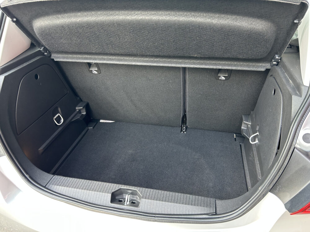 Opel Corsa 1.2 Edition //45000KM!!! CRUISE CONTROL // APPLE-ANDROID AUTO // AIRCO // STUUR+STOELVERWARMING // PARKEERSENSOREN // 27