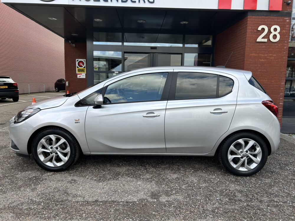 Opel Corsa 1.2 Edition //45000KM!!! CRUISE CONTROL // APPLE-ANDROID AUTO // AIRCO // STUUR+STOELVERWARMING // PARKEERSENSOREN // 3