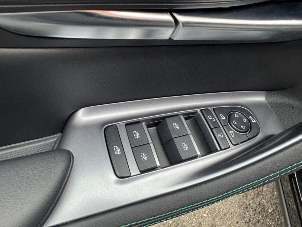 BYD SEAL U 1.5 DM-i FWD Boost //SCHUIF-KANTELDAK // FULL LED // LEDER // NAVI // CAMERA // CARPLAY // 27