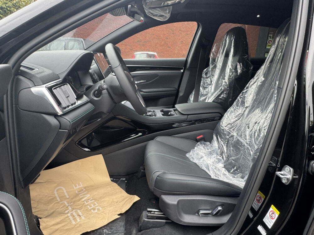 BYD SEAL U 1.5 DM-i FWD Boost //SCHUIF-KANTELDAK // FULL LED // LEDER // NAVI // CAMERA // CARPLAY // 8