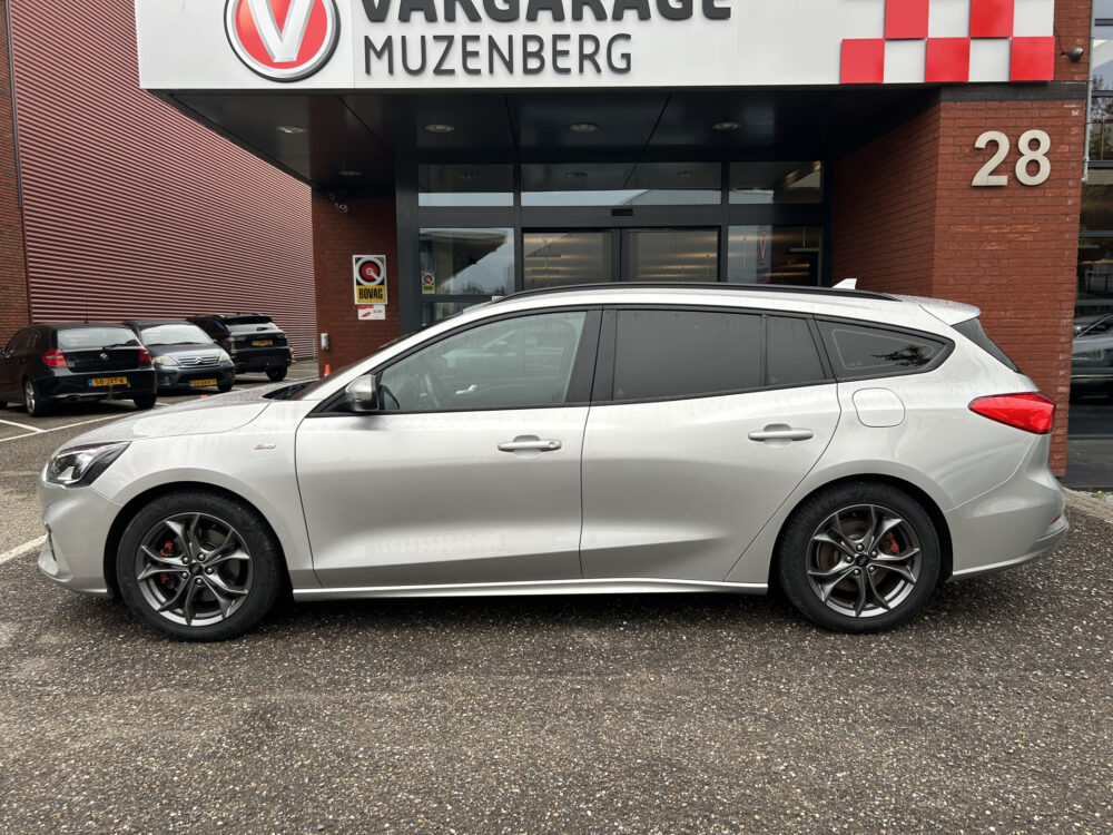 Ford FOCUS Wagon 1.0 EcoBoost ST Line Business // LED // NAVI + CARPLAY // PDC V+A // CRUISE // TREKHAAK!! 3