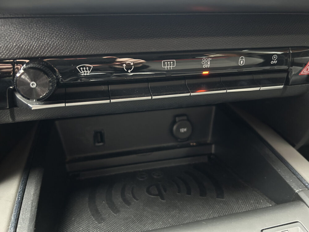 Citroën C5 Aircross 1.2 PureTech Shine // LED // NAVI + CARPLAY // CAMERA // PDC V+A // KEYLESS 20