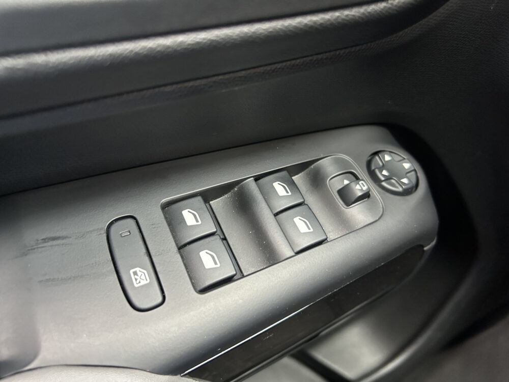 Citroën C5 Aircross 1.2 PureTech Shine // LED // NAVI + CARPLAY // CAMERA // PDC V+A // KEYLESS 23