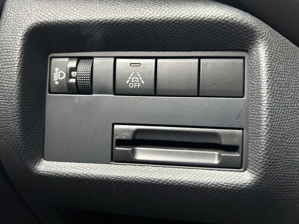 Citroën C5 Aircross 1.2 PureTech Shine // LED // NAVI + CARPLAY // CAMERA // PDC V+A // KEYLESS 24
