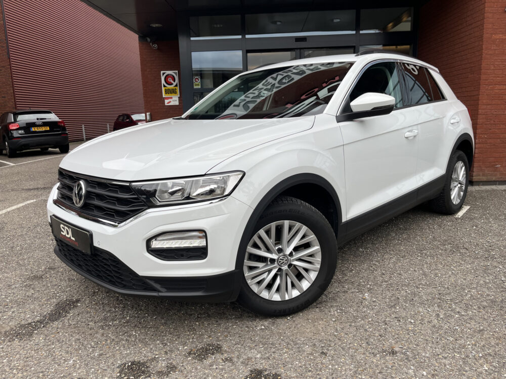 Volkswagen T-Roc 1.0 TSI Style // ADAPT. CRUISE // CLIMA // NAVI // STOELVERWARMING // PDC V+A // 1