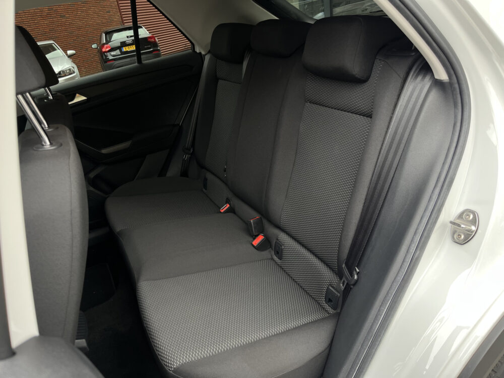 Volkswagen T-Roc 1.0 TSI Style // ADAPT. CRUISE // CLIMA // NAVI // STOELVERWARMING // PDC V+A // 14