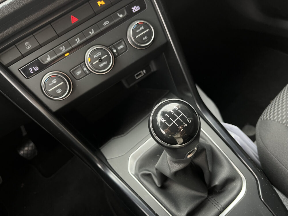 Volkswagen T-Roc 1.0 TSI Style // ADAPT. CRUISE // CLIMA // NAVI // STOELVERWARMING // PDC V+A // 22