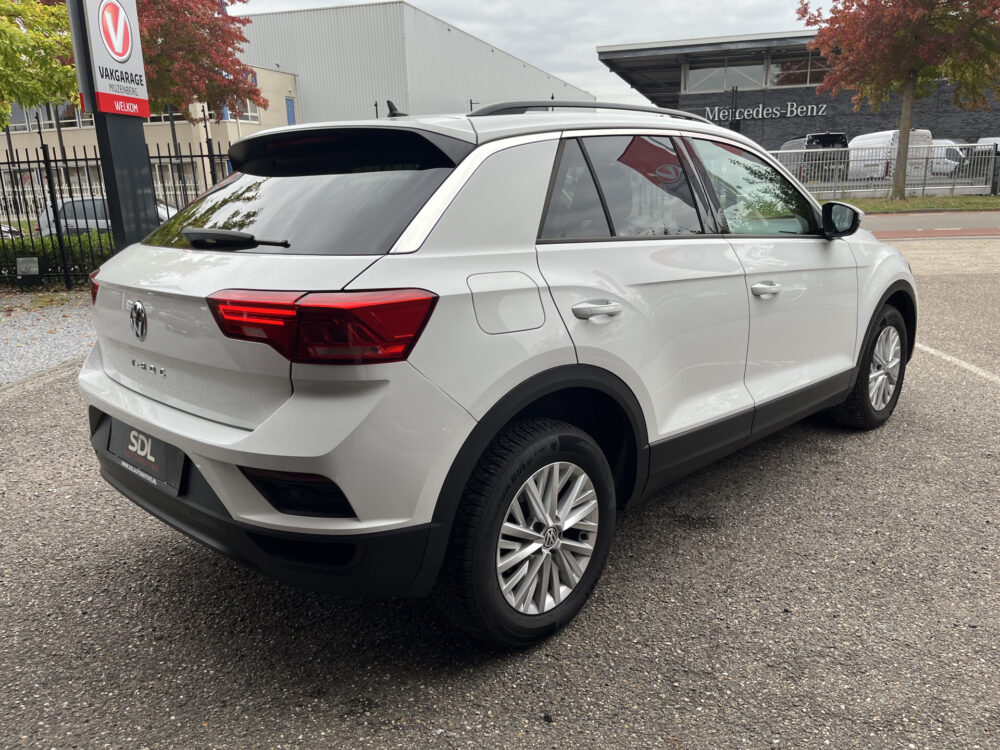 Volkswagen T-Roc 1.0 TSI Style // ADAPT. CRUISE // CLIMA // NAVI // STOELVERWARMING // PDC V+A // 5