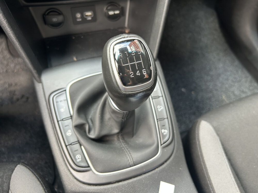 Hyundai KONA 1.0 T-GDI Fashion // LED // KEYLESS // CLIMA // APPLE CARPLAY / ANDROID AUTO // PDC 17