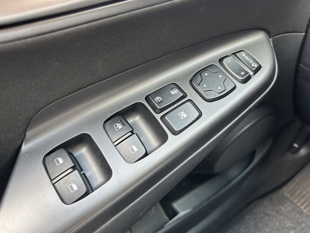 Hyundai KONA 1.0 T-GDI Fashion // LED // KEYLESS // CLIMA // APPLE CARPLAY / ANDROID AUTO // PDC 19