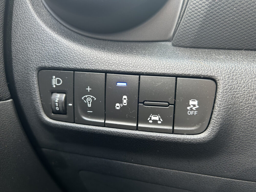 Hyundai KONA 1.0 T-GDI Fashion // LED // KEYLESS // CLIMA // APPLE CARPLAY / ANDROID AUTO // PDC 20