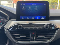 Ford Kuga 2.5 PHEV Titanium // CAMERA+SENSOREN // DODEHOEK // ADAPTIVE CRUISE // NAVI+CARPLAY // STOEL VERWARMING // 47