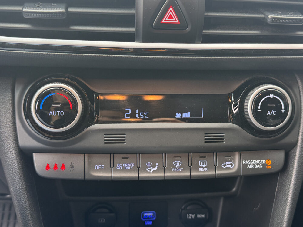 Hyundai KONA 1.6 GDI HEV Fashion // NAVI // APPLE CARPLAY / ANDOID AUTO // CAMERA // CLIMA // CRUISE // STOEL + STUURVERWARMING // 17