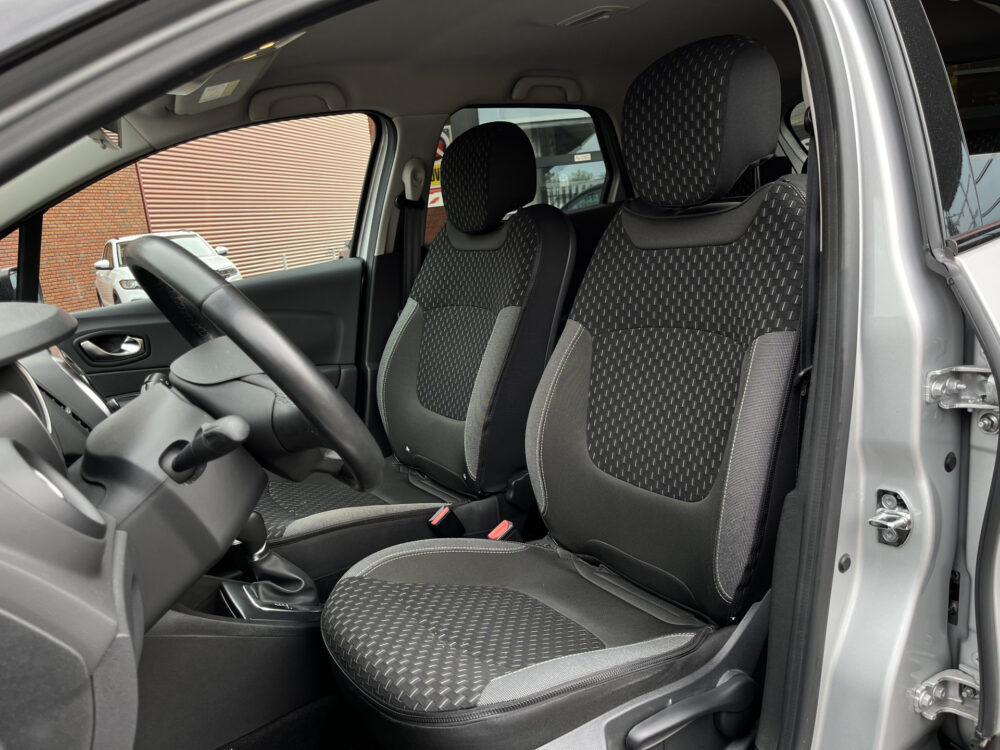 Renault Captur 1.2 TCe Intens 14.000km // UNIEKE KM STAND INCL. HISTORIE !! // 14