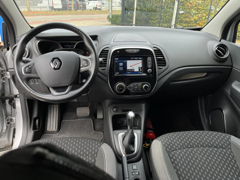 Renault Captur 1.2 TCe Intens 14.000km // UNIEKE KM STAND INCL. HISTORIE !! // 16