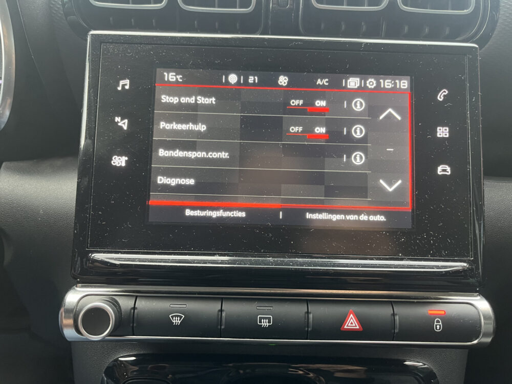 Citroën C3 Aircross 1.2 PureTech S&S Shine // TREKHAAK // NAVI // CLIMA // PDC // CRUISE // APPLE CARPLAY / ANDROID AUTO // 16