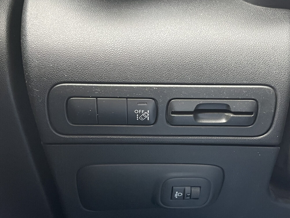 Citroën C3 Aircross 1.2 PureTech S&S Shine // TREKHAAK // NAVI // CLIMA // PDC // CRUISE // APPLE CARPLAY / ANDROID AUTO // 25
