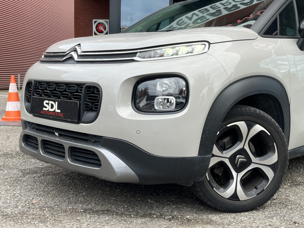 Citroën C3 Aircross 1.2 PureTech S&S Shine // TREKHAAK // NAVI // CLIMA // PDC // CRUISE // APPLE CARPLAY / ANDROID AUTO // 5