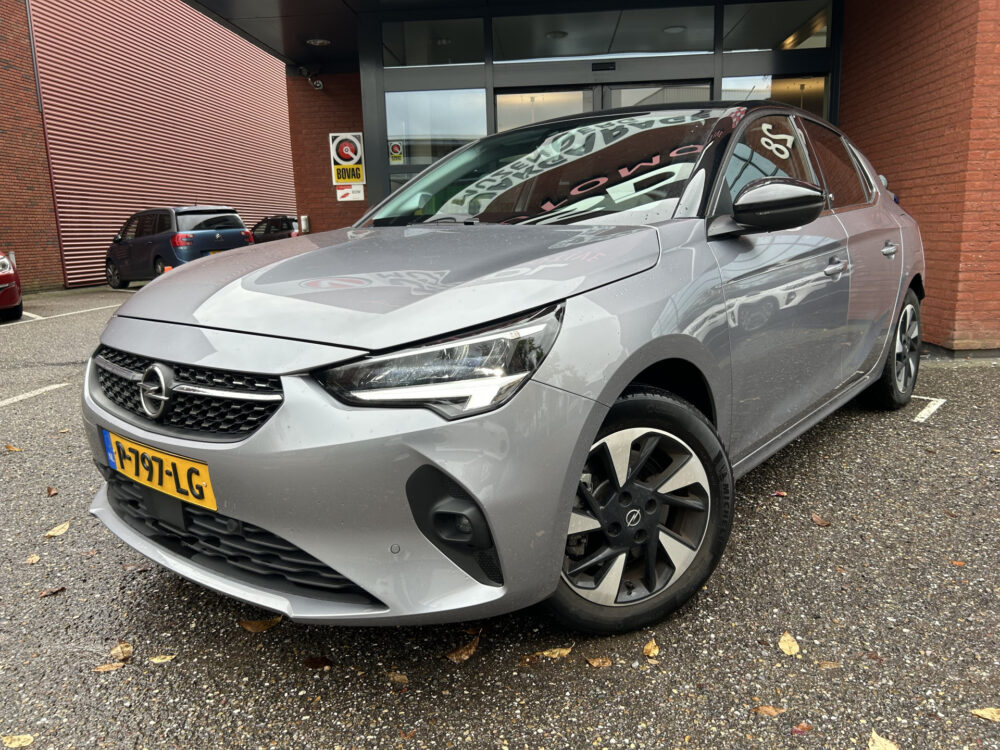 Opel CORSA-E Ultimate 50 kWh // FULL LED // NAVI + CARPLAY // CAMERA // PDC V+A // CLIMA // KEYLESS // HALF-LEDER 1