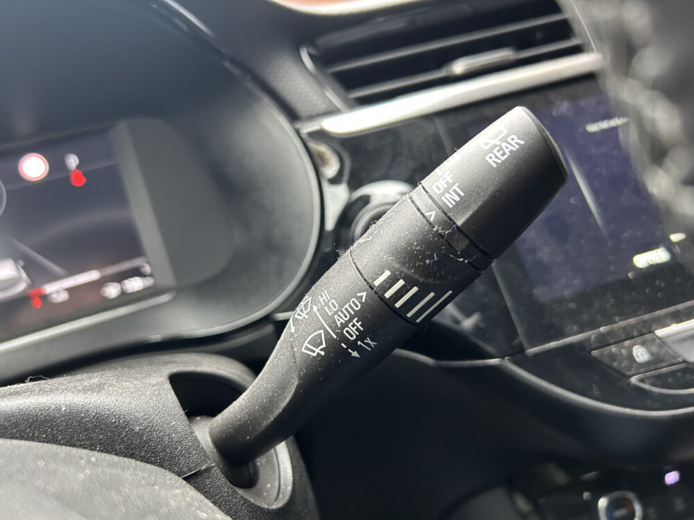 Opel CORSA-E Ultimate 50 kWh // FULL LED // NAVI + CARPLAY // CAMERA // PDC V+A // CLIMA // KEYLESS // HALF-LEDER 12