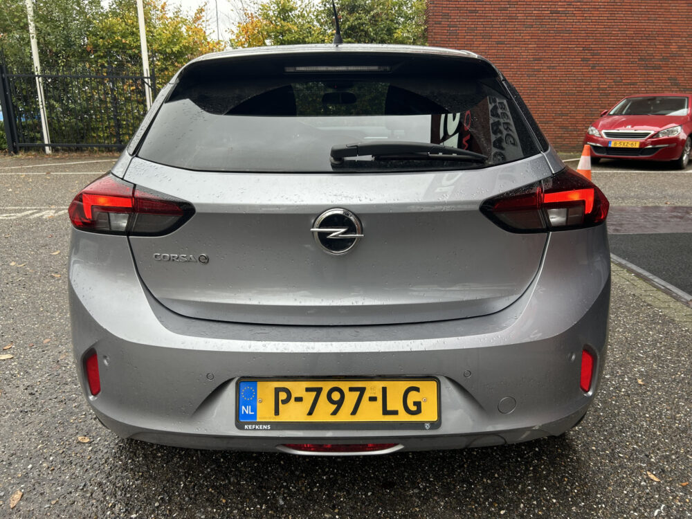 Opel CORSA-E Ultimate 50 kWh // FULL LED // NAVI + CARPLAY // CAMERA // PDC V+A // CLIMA // KEYLESS // HALF-LEDER 5