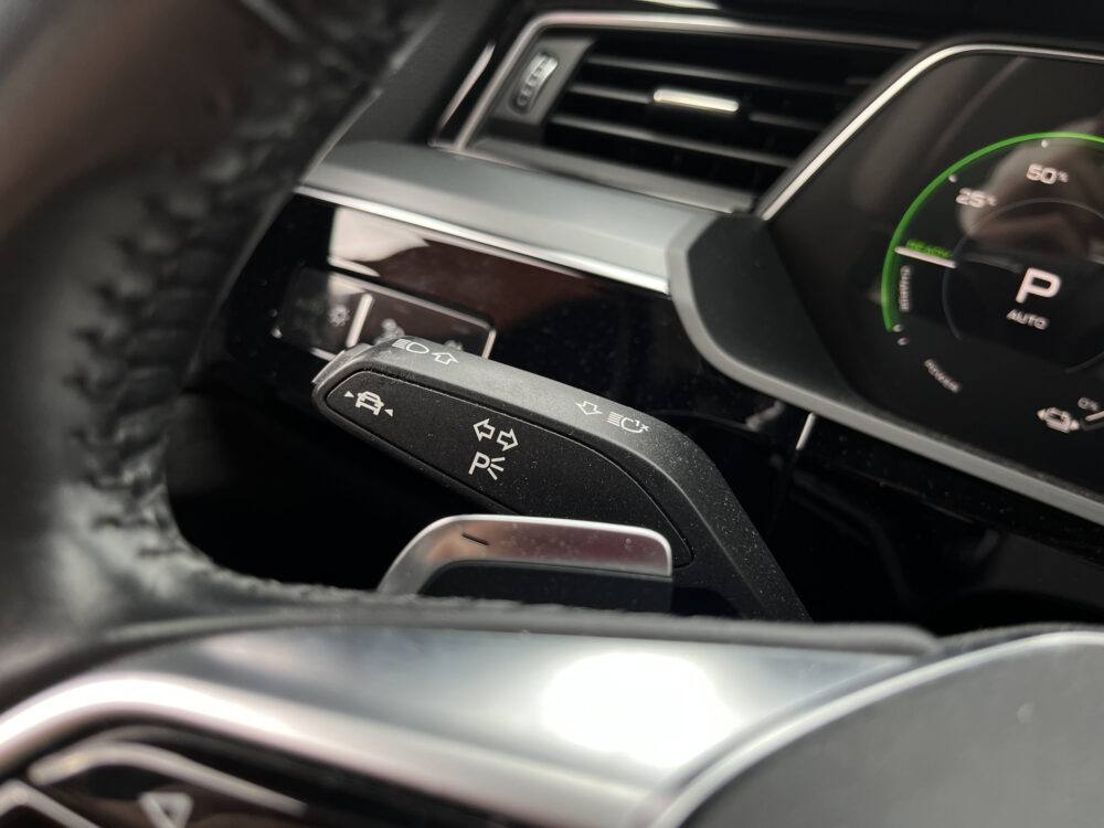 Audi e-tron e-tron 50 quattro Launch Black Edition 71 kWh - SOH 100%!! // HALF LEDER-ALCANTARA // ELEK. KLEP // VIRTUAL COCKPIT // KEYLESS / 26