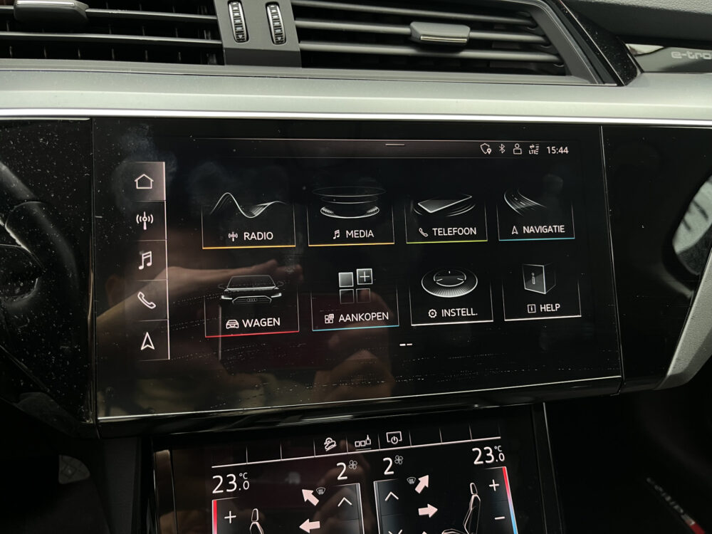 Audi e-tron e-tron 50 quattro Launch Black Edition 71 kWh - SOH 100%!! // HALF LEDER-ALCANTARA // ELEK. KLEP // VIRTUAL COCKPIT // KEYLESS / 34