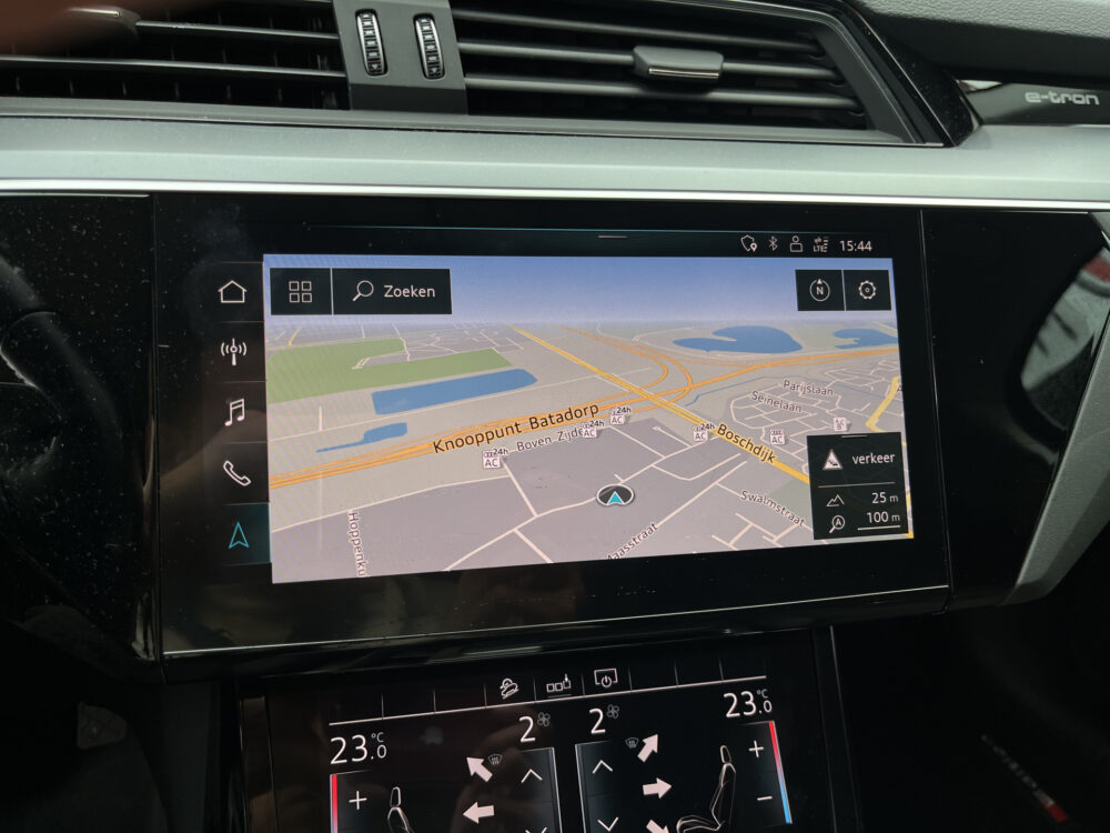 Audi e-tron e-tron 50 quattro Launch Black Edition 71 kWh - SOH 100%!! // HALF LEDER-ALCANTARA // ELEK. KLEP // VIRTUAL COCKPIT // KEYLESS / 35