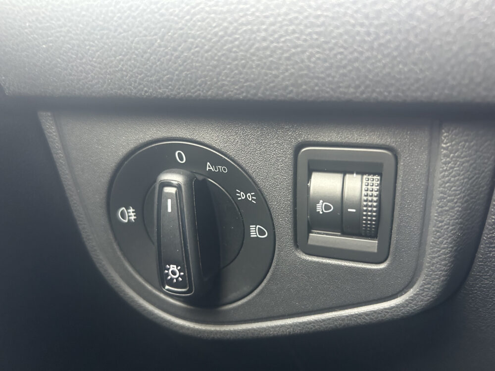 Volkswagen Polo 1.0 TSI Comfortline 1e EIGENAAR!! // FULL LED // APPLE CARPLAY / ANDROID AUTO // PDC V+A // CRUISE 21