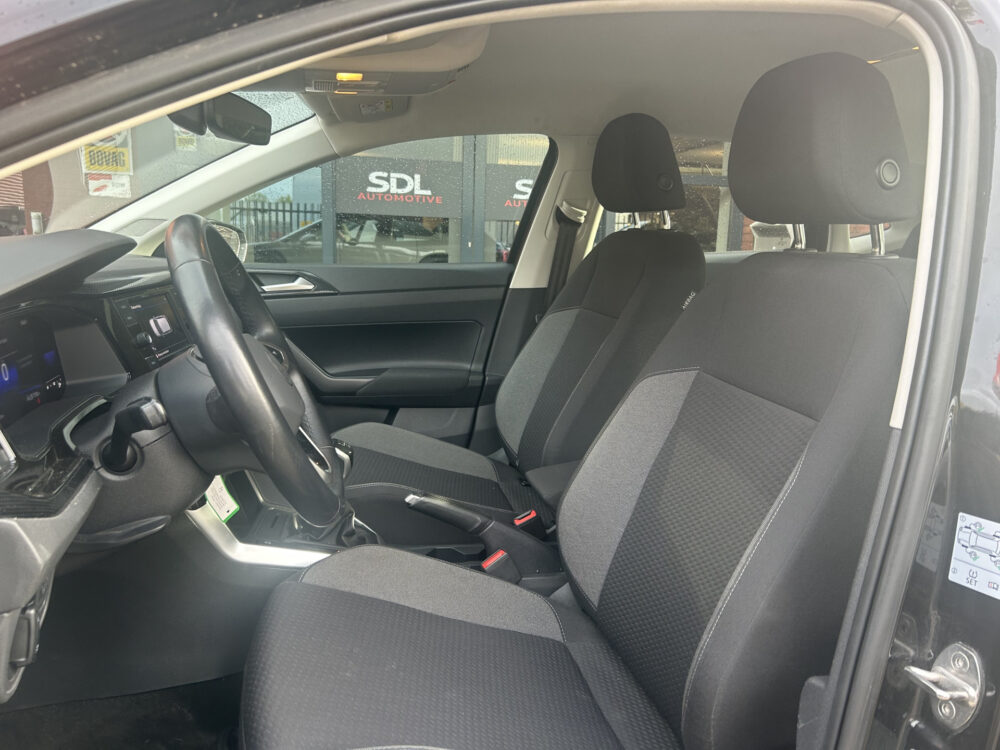 Volkswagen Polo 1.0 TSI Comfortline 1e EIGENAAR!! // FULL LED // APPLE CARPLAY / ANDROID AUTO // PDC V+A // CRUISE 8