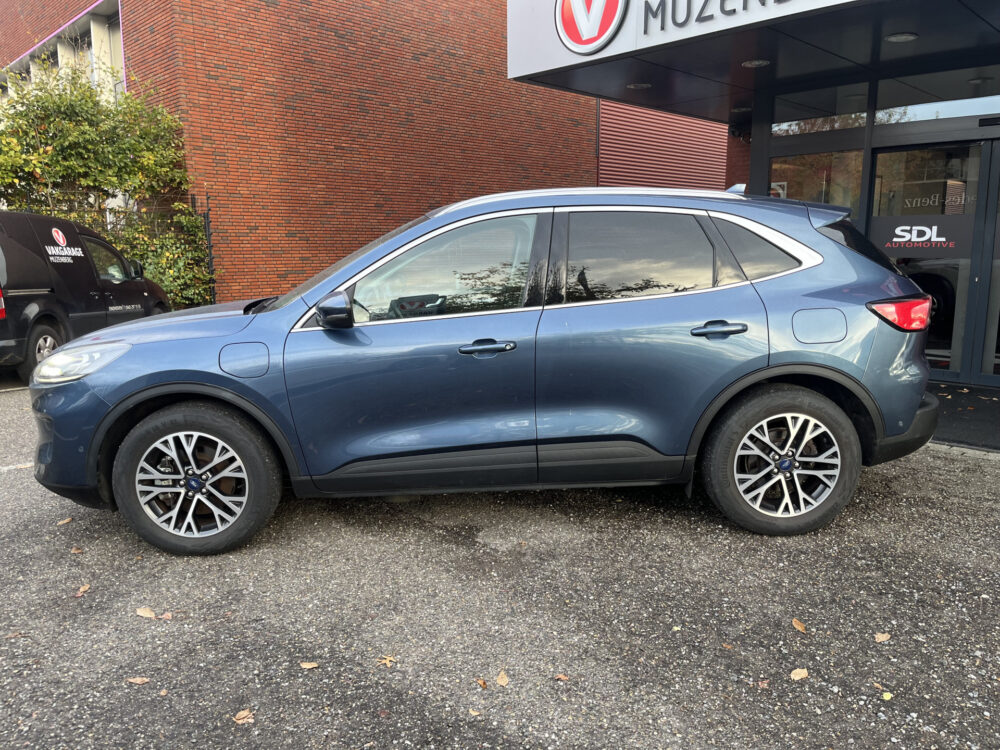 Ford Kuga 2.5 PHEV Titanium X // ADAPT. CRUISE // DODEHOEK // B&O SOUND // KEYLESS // NAVI+CARPLAY // WINTERPACK // FULL LED // 2