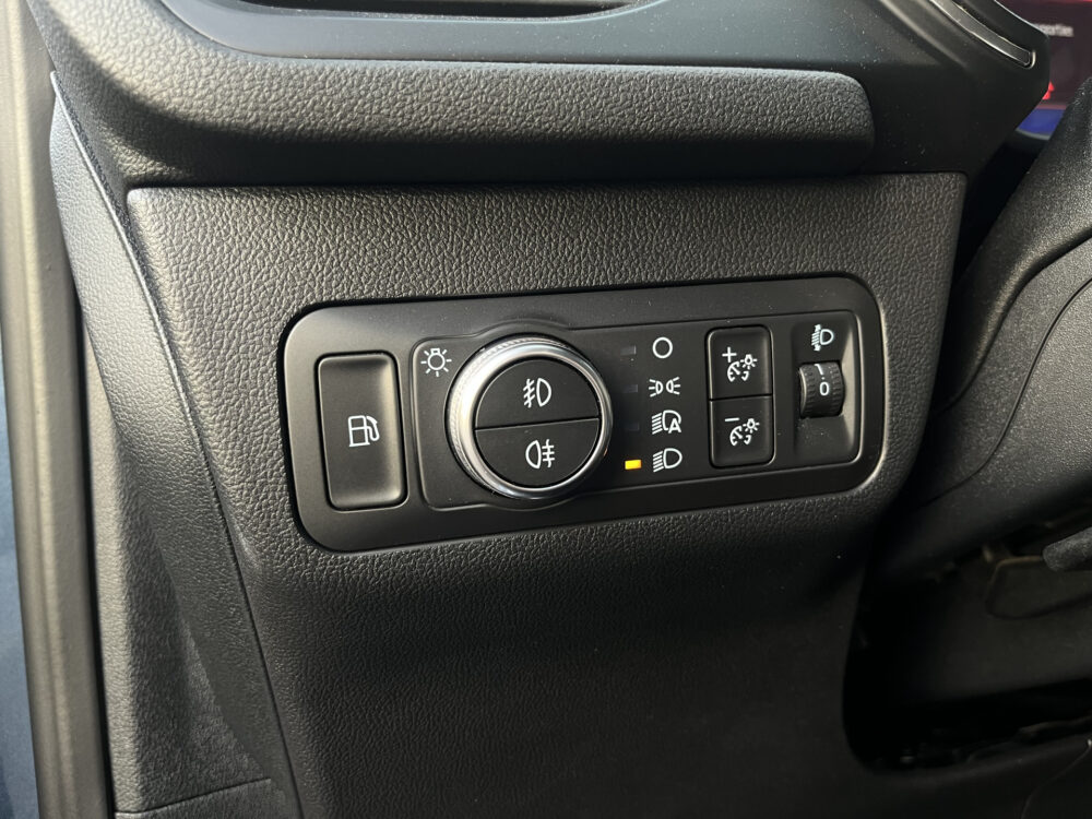 Ford Kuga 2.5 PHEV Titanium X // ADAPT. CRUISE // DODEHOEK // B&O SOUND // KEYLESS // NAVI+CARPLAY // WINTERPACK // FULL LED // 20