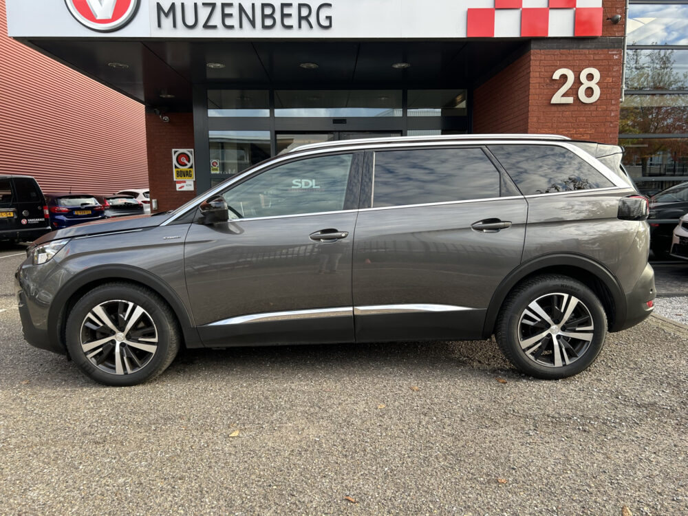 Peugeot 5008 1.2 PureTech GT-Line 7p // FULL LED // NAVI + CARPLAY // PANO/SCHUIFKANTELDAK // CAMERA // PDC V+A 3