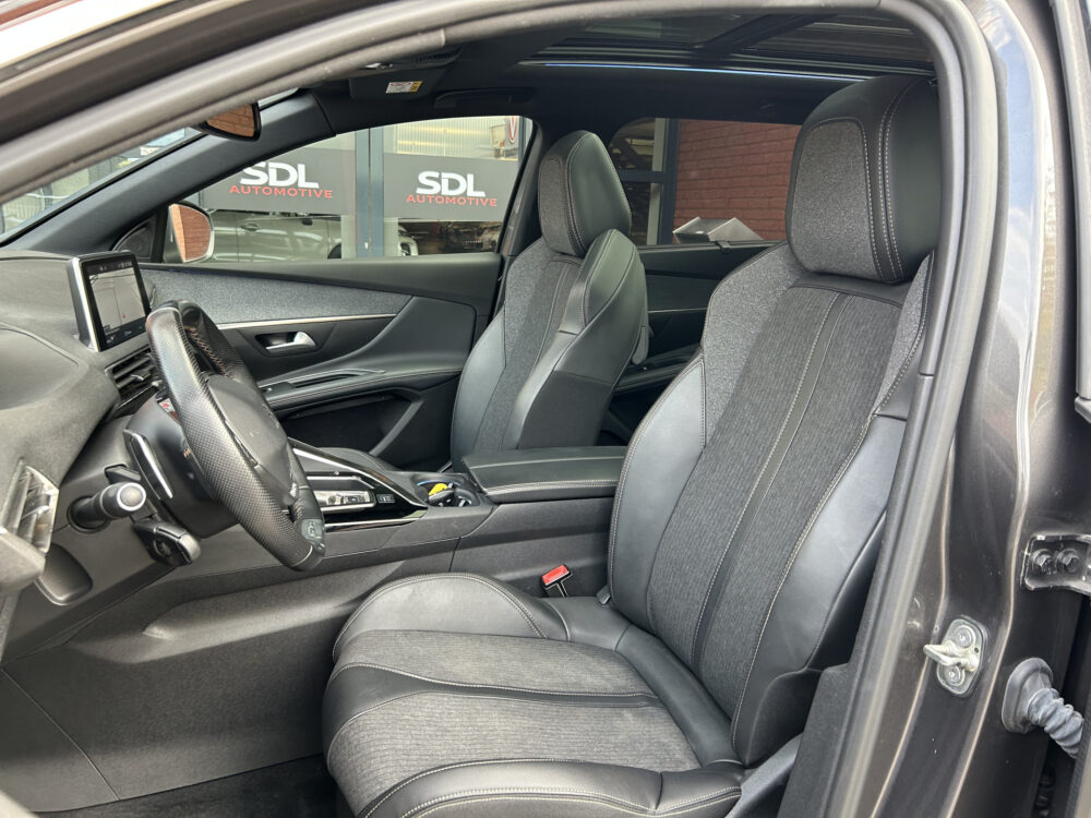 Peugeot 5008 1.2 PureTech GT-Line 7p // FULL LED // NAVI + CARPLAY // PANO/SCHUIFKANTELDAK // CAMERA // PDC V+A 8