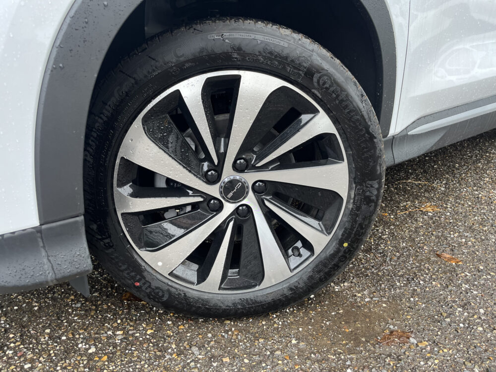 BYD SEAL U 1.5 DM-i FWD Boost // 360 CAMERA+SENSOREN // SCHUIF-KANTELDAK // LEDER+ELEK. STOELEN // DODEHOEK // KEYLESS // STOELVERWARMING-K 11