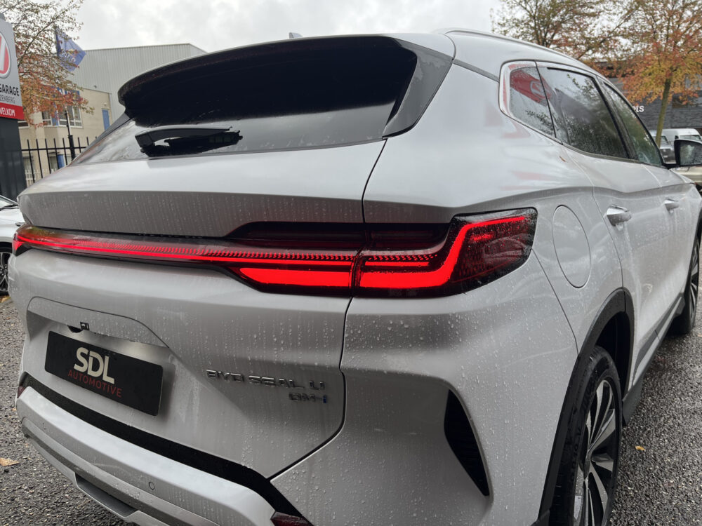 BYD SEAL U 1.5 DM-i FWD Boost // 360 CAMERA+SENSOREN // SCHUIF-KANTELDAK // LEDER+ELEK. STOELEN // DODEHOEK // KEYLESS // STOELVERWARMING-K 13