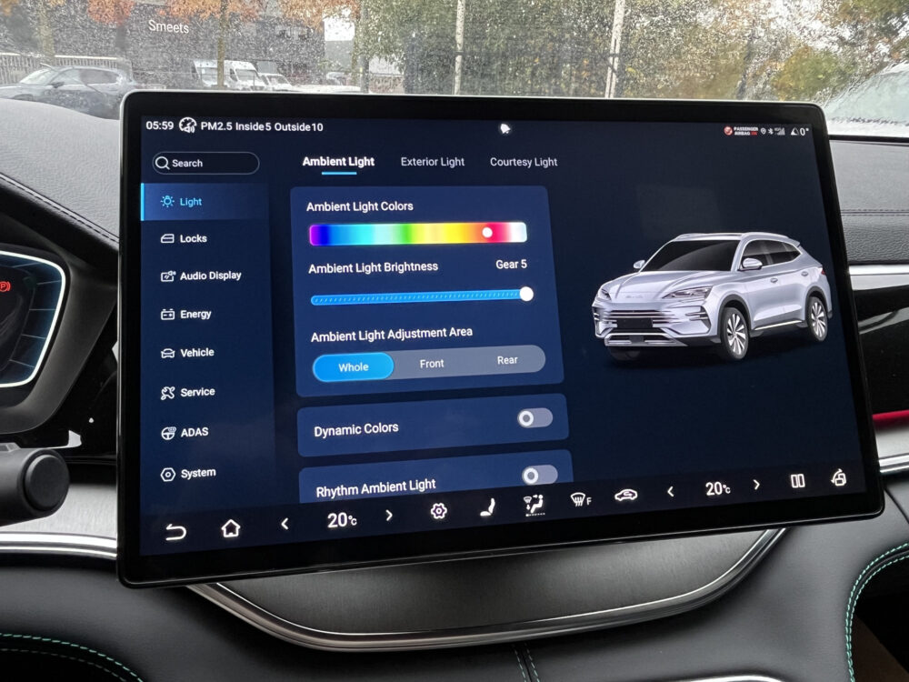 BYD SEAL U 1.5 DM-i FWD Boost // 360 CAMERA+SENSOREN // SCHUIF-KANTELDAK // LEDER+ELEK. STOELEN // DODEHOEK // KEYLESS // STOELVERWARMING-K 37
