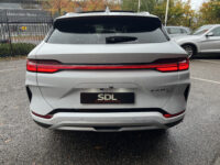 BYD SEAL U 1.5 DM-i FWD Boost // 360 CAMERA+SENSOREN // SCHUIF-KANTELDAK // LEDER+ELEK. STOELEN // DODEHOEK // KEYLESS // STOELVERWARMING-K 52