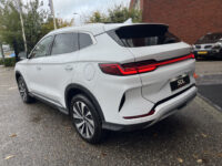 BYD SEAL U 1.5 DM-i FWD Boost // 360 CAMERA+SENSOREN // SCHUIF-KANTELDAK // LEDER+ELEK. STOELEN // DODEHOEK // KEYLESS // STOELVERWARMING-K 53