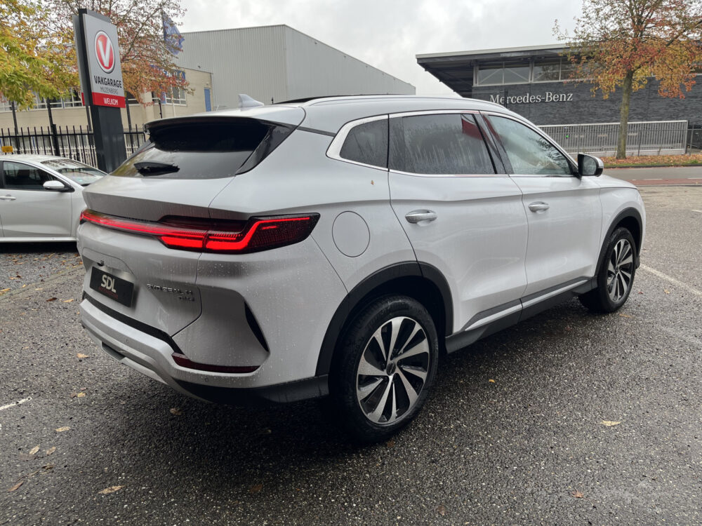 BYD SEAL U 1.5 DM-i FWD Boost // 360 CAMERA+SENSOREN // SCHUIF-KANTELDAK // LEDER+ELEK. STOELEN // DODEHOEK // KEYLESS // STOELVERWARMING-K 9