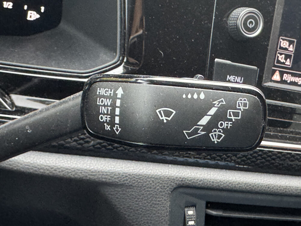 Volkswagen Polo 1.0 TSI Comfortline 1e EIGENAAR!! // FULL LED // APPLE CARPLAY / ANDROID AUTO // PDC V+A // CRUISE 20