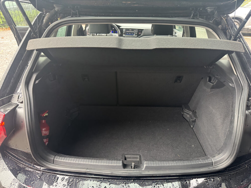 Volkswagen Polo 1.0 TSI Comfortline 1e EIGENAAR!! // FULL LED // APPLE CARPLAY / ANDROID AUTO // PDC V+A // CRUISE 26