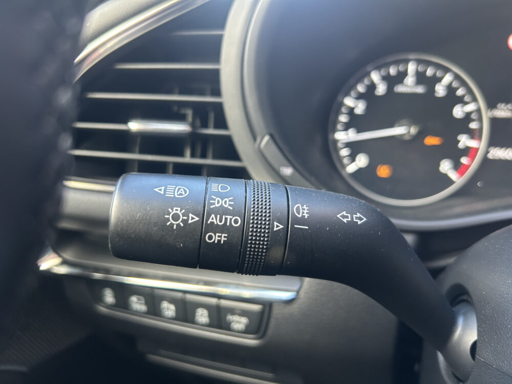 Mazda 3 2.0 e-SkyActiv-G M Hybrid 122 Luxury UNIEK 23000KM!!!! // FULL LED // NAVI + CARPLAY // ADAPTIV CRUISE // HUD // BOSE AUDIO // 3 11