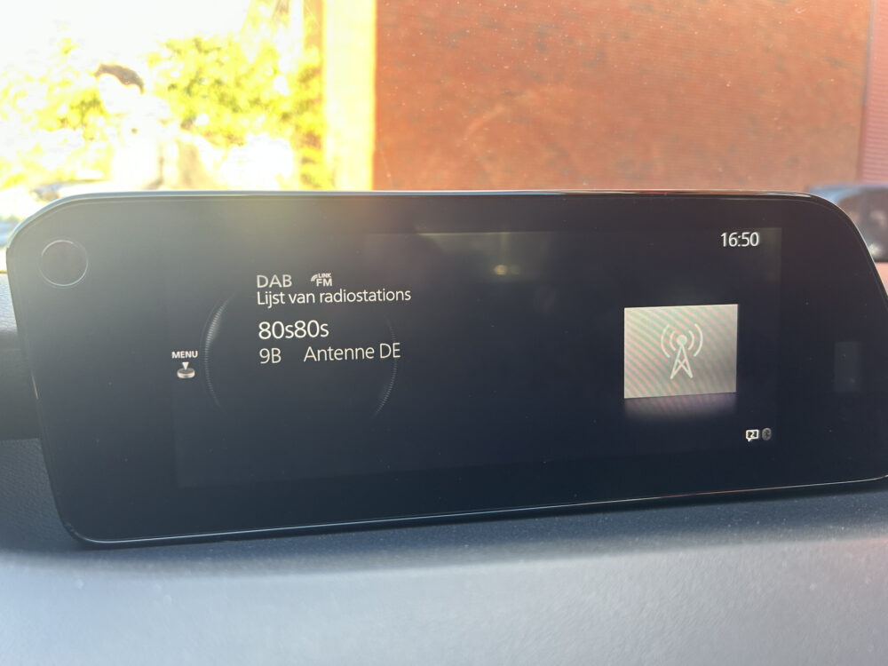 Mazda 3 2.0 e-SkyActiv-G M Hybrid 122 Luxury UNIEK 23000KM!!!! // FULL LED // NAVI + CARPLAY // ADAPTIV CRUISE // HUD // BOSE AUDIO // 3 16