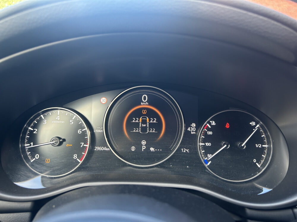 Mazda 3 2.0 e-SkyActiv-G M Hybrid 122 Luxury UNIEK 23000KM!!!! // FULL LED // NAVI + CARPLAY // ADAPTIV CRUISE // HUD // BOSE AUDIO // 3 32