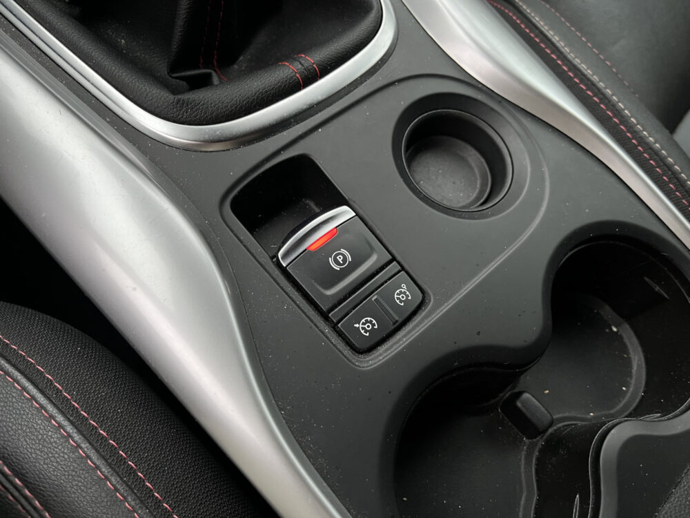 Renault Kadjar 1.6 TCe Intens // LEDER // LED // KEYLESS // DODEHOEK // NAVI+CARPLAY // CAMERA+SENSOREN // BOSE AUDIO // 27